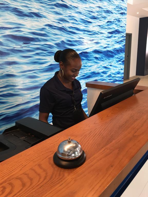 Commodore Suites Simpson Bay Kültér fotó